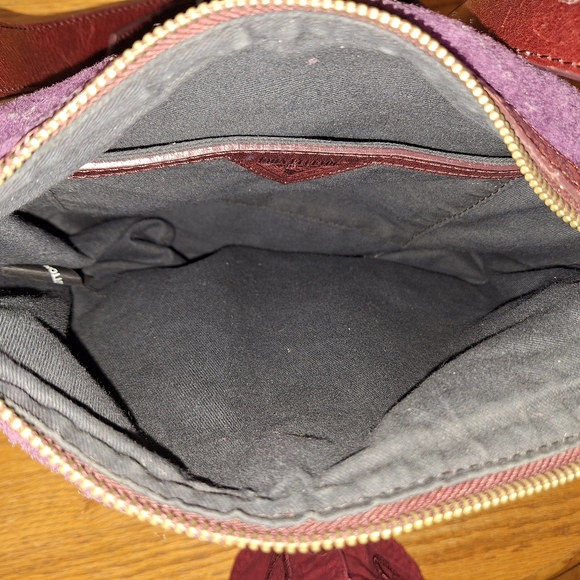 John Fluevog Floral Burgundy Shearling Sling Bag Purse - Picture 10 of 15